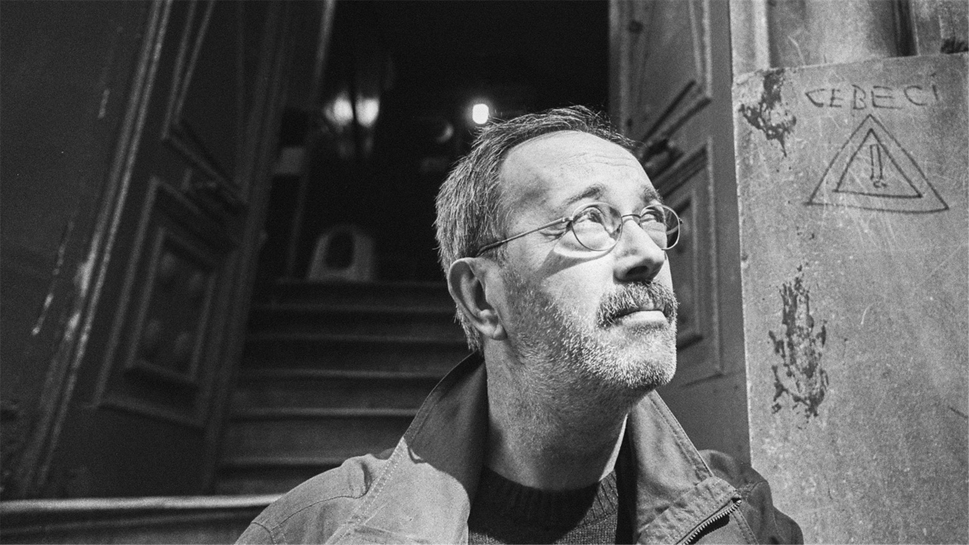 Hüsnü Arkan "Hırsız ve Burjuva" PDF